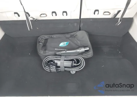 2018 Chrysler Pacifica Hybrid Touring Plus z USA, uszkodzony, nr VIN 2C4RC1H79JR332953